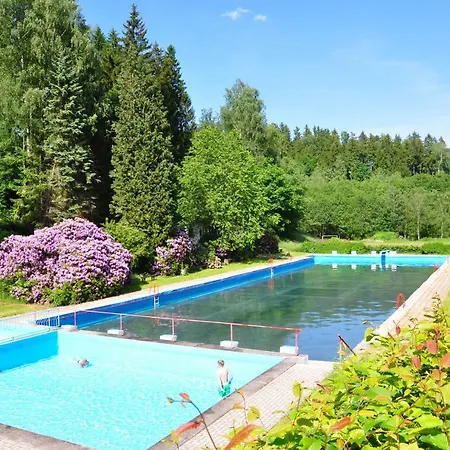 Am Waldbad Breitenbach (Thuringia)